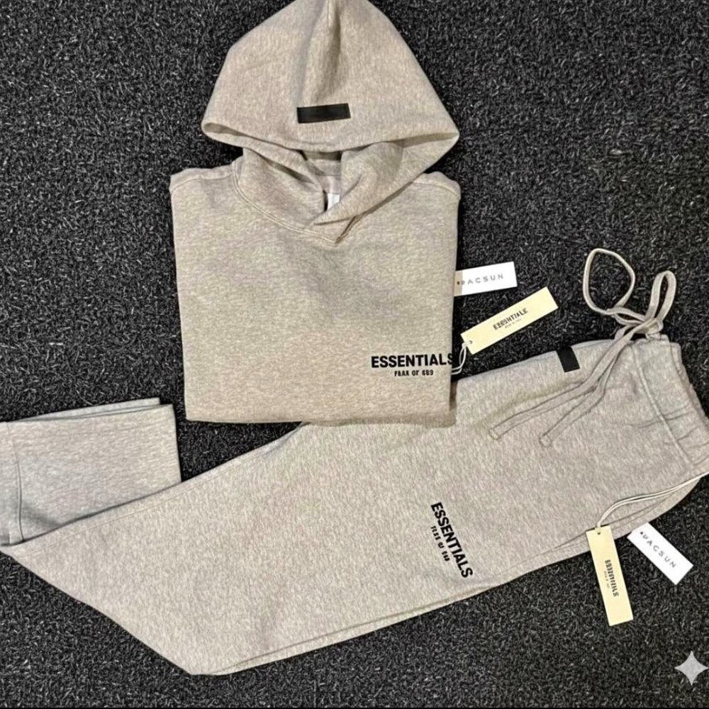 Essentials medium Dark oat set NWT - image 1